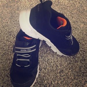 Stride Rite Made to Play Taylor Sneakers